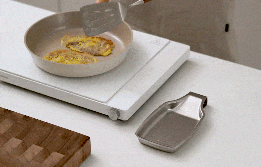 wagensteiger_stainless_steel_hanging_ladle_rest_02.gif