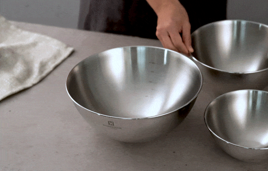 wagensteiger_kries_stainless_steel_bowl_06.gif