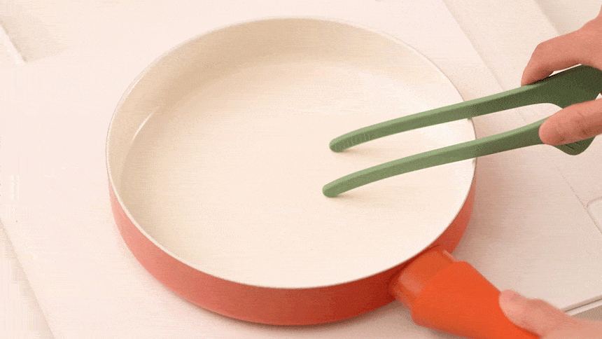 wagensteiger_platinum_Silicone_Standing_Tongs_06.gif